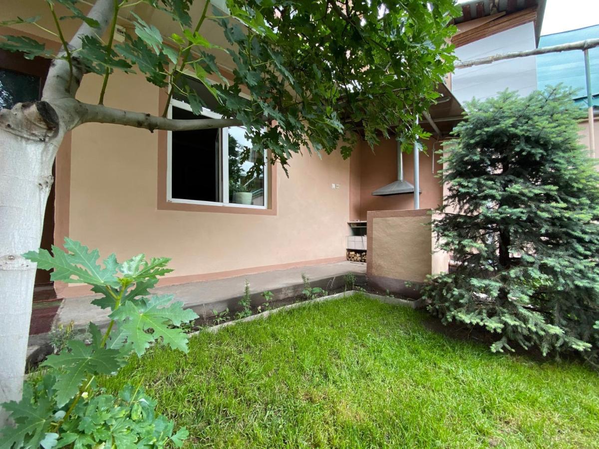Frоdо - Cozy As A Home For 4-6 Persons Tasjkent Eksteriør bilde