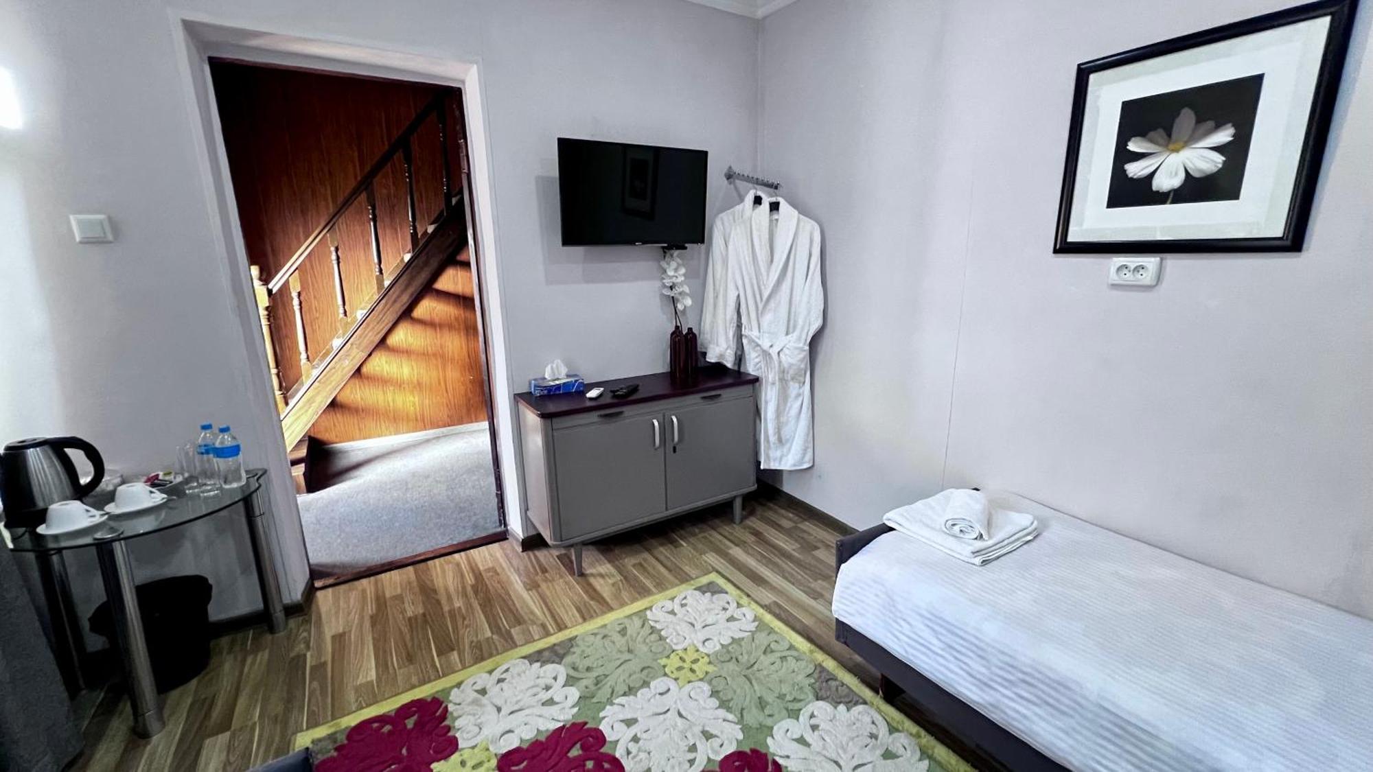 Frоdо - Cozy As A Home For 4-6 Persons Tasjkent Eksteriør bilde